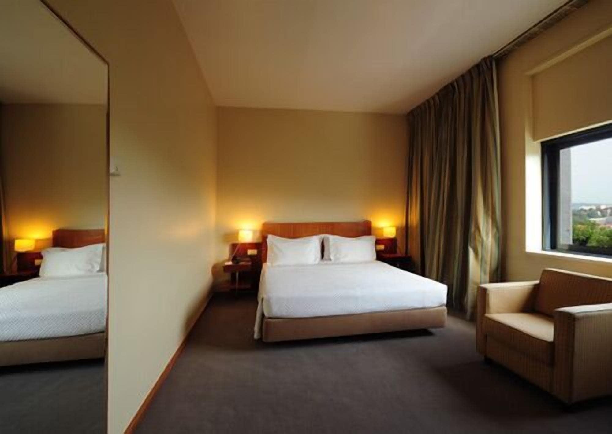 Hotel De Guimaraes Business & Spa المظهر الخارجي الصورة