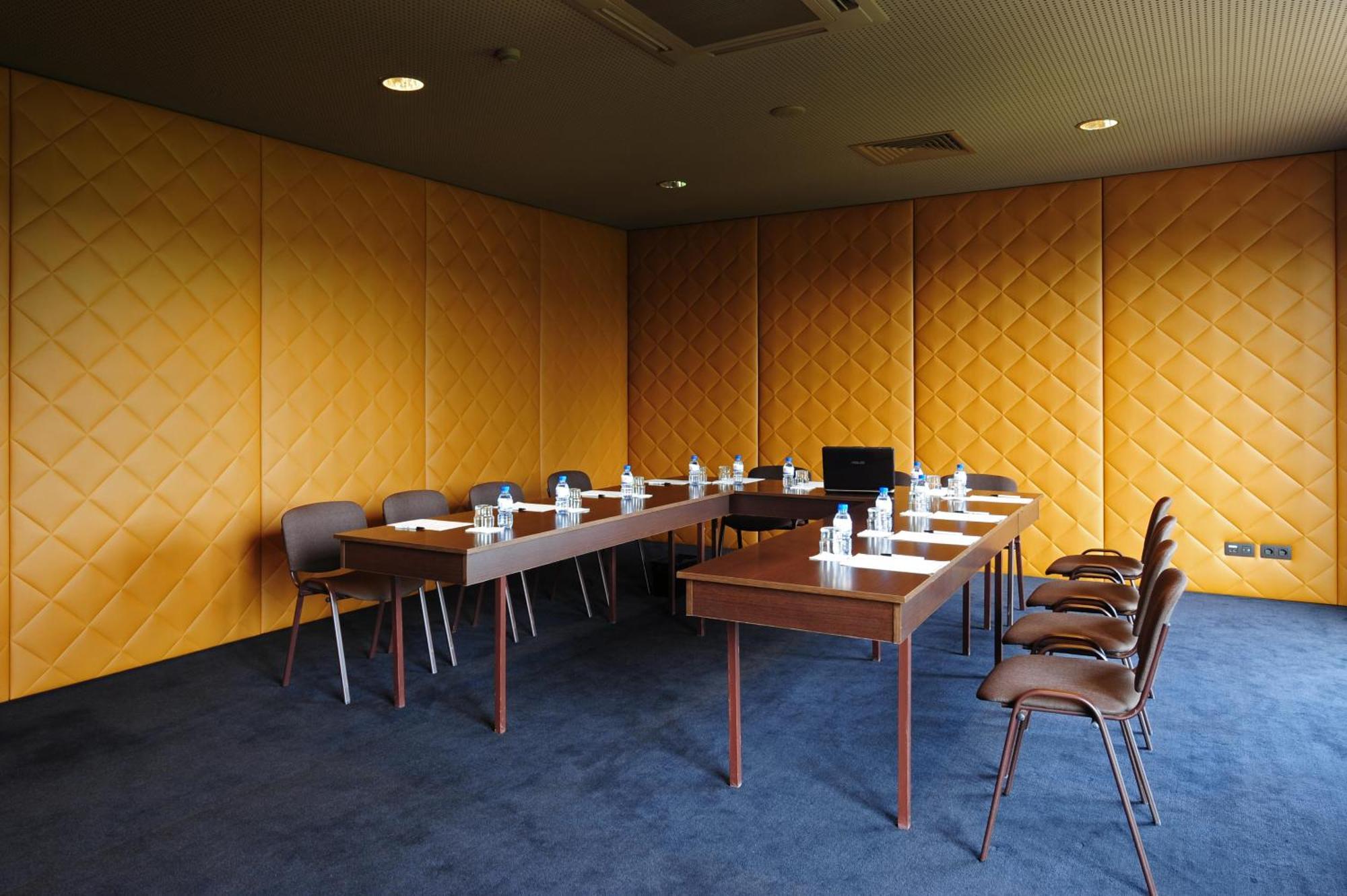 Hotel De Guimaraes Business & Spa المظهر الخارجي الصورة