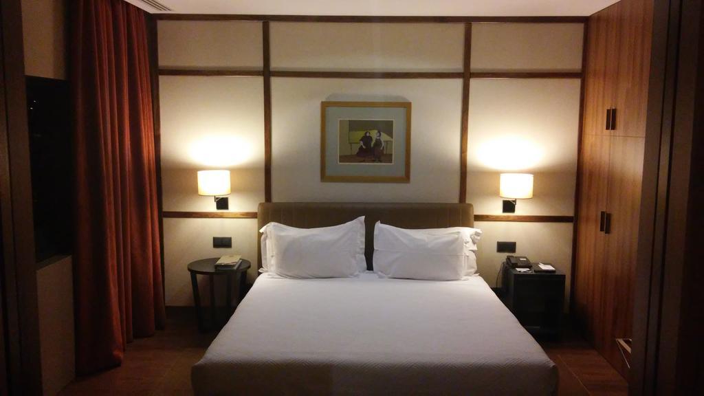 Hotel De Guimaraes Business & Spa الغرفة الصورة